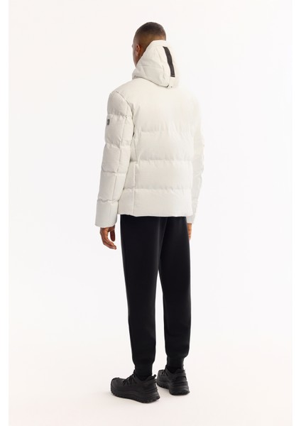Erkek Beyaz Kapüşonlu Su İtici Rüzgar Geçirmez -7°C Dayanıklı Şişme Comfort Fit Mont A52Y6184