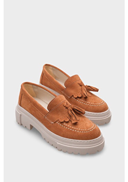 Ashlee Oval Burunlu Püsküllü Trak Tabanlı Süet Kadın Loafer