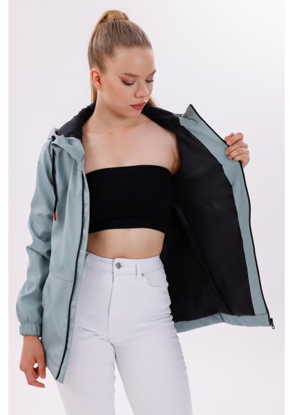 Kadın Su Geçirmez ve Rüzgara Dayanıklı Astarlı Kapüşonlu Yağmurluk - Rüzgarlık