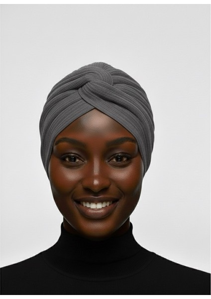 Agraf Plise Koyu Gri Hazır Türban Tesettür Bone