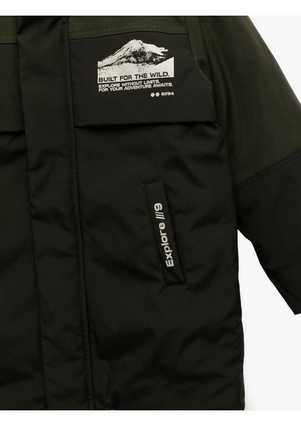 Çıtçıt Detaylı Uzun Kollu Kapşonlu Mont modelleri