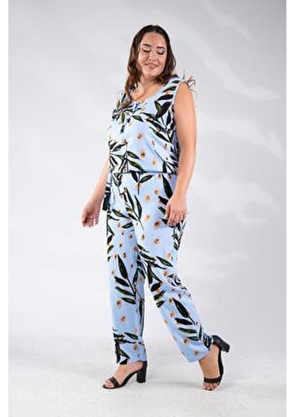 Büyük Beden Çiçek Desenli Tulum Mavi