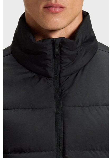 Kapitoneli Regular Fit Dik Yaka Su Itici Şişme Mont Erkek Mont 50544322 001 fırsatları