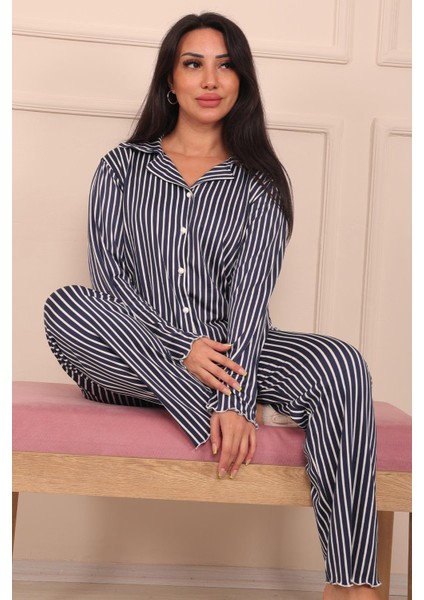 Kadın Dikey Çizgi Desenli Önü Düğmeli Uzun Kol Altı Uzun Milan Kumaş Pijama Takımı fırsatları
