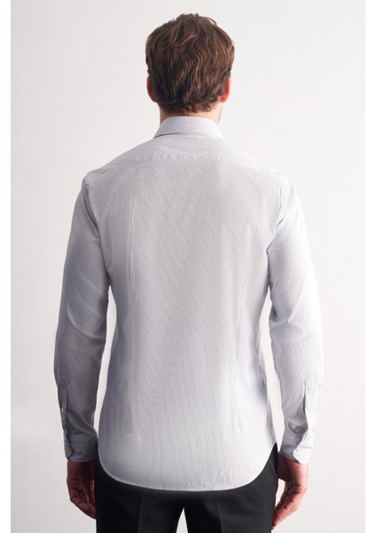 Beyaz - Lacivert Sert Yaka Çizgili Desen Uzun Kol Slim Fit Esnek Gömlek 1004255177 fırsatları