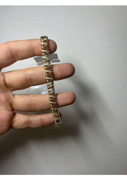 Zirkon Taş Detaylı Gold Kaplama Kadın Bileklik – Parlak ve Zarif Tasarım fırsatları