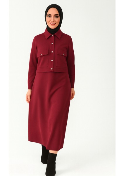 Düğmeli Etekli Ikili Takım