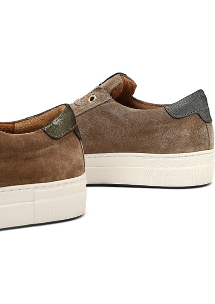 Kadın Bej Bağcıklı Kalın Tabanlı Süet Deri Sneaker 25AFD370010