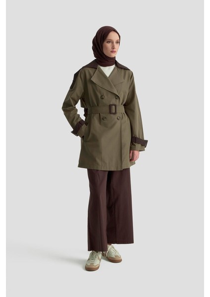 Kruvaze Kapamalı Düğmeli Kemerli Kısa Trençkot Olive 25YT705