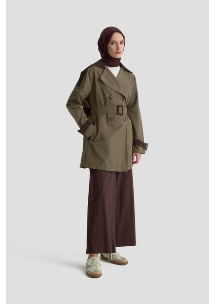 Kruvaze Kapamalı Düğmeli Kemerli Kısa Trençkot Olive 25YT705 fiyatları