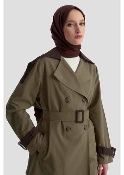 Kruvaze Kapamalı Düğmeli Kemerli Kısa Trençkot Olive 25YT705 modelleri