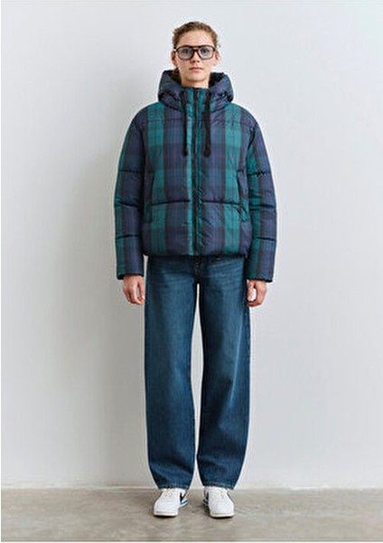 Su Itici Kareli Şişme Mont 1110706-90380 modelleri