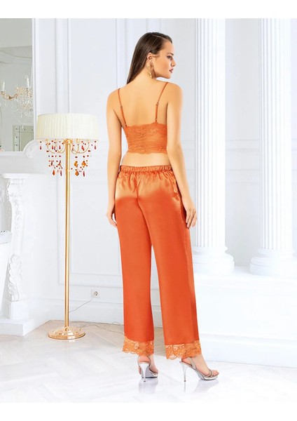 Lüks Seri 4 Parça Dantelli Seksi Fantezi Rahat Kadın Elfida Saten Büstiyerli Takım Gecelik-Sabahlık fiyatları