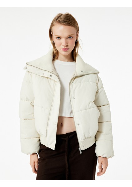 Fermuarlı Cep Detaylı Uzun Kollu Geniş Yaka Anorak Şişme Mont fiyatları