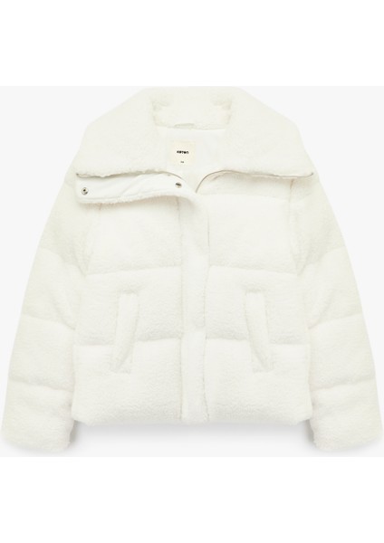 Uzun Kollu Cepli Fermuarlı Dik Yaka Detaylı Anorak Peluş Şişme Mont modelleri