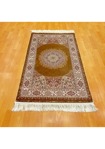 Lüks Mihraplı Madalyon Desenli 160 x 230 cm Ipek Halı modelleri