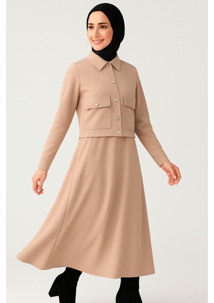 Düğmeli Etekli Ikili Takım