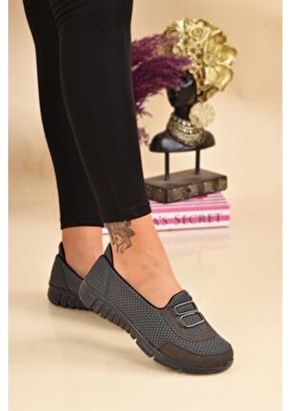 Kadın Siyah Beyaz Bağcıksız Rahat Hafif Memory Kalın Taban Yürüyüş Anne Günlük Bez Spor Ayakkabı
