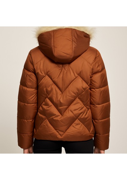 Şişme Mont (Tüylü Fermuarlı Kapşonlu) indirimleri