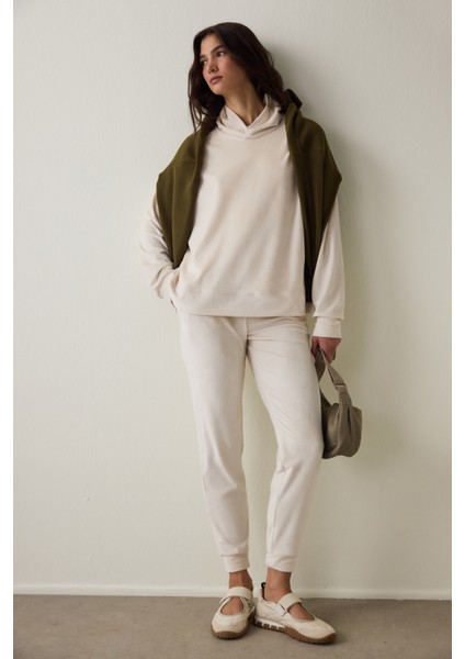 Bej Yumuşak Kadife Sıcak Tutan Termal Etkili Jogger Eşofman Altı