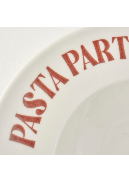 New Year Yılbaşı Makarna Tabağı Kırmızı (27 cm) fiyatları