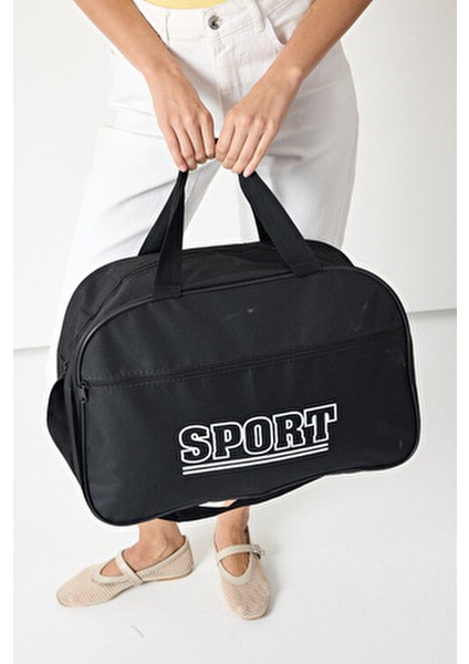 Kadın Siyah Büyük Boy Önü Fermuarlı Baskılı Spor ve Seyahat Omuz Çantası fırsatları