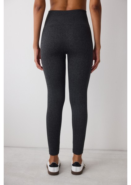 Koyu Gri Dikişsiz (Seamless) Fitilli Sıcak Tutan Termal Etkili Yüksek Bel Tayt