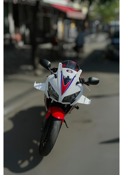 Beyaz Winglet Motor Kanatçıkları Aerodinamik Performans ve Şık Tasarım fiyatları