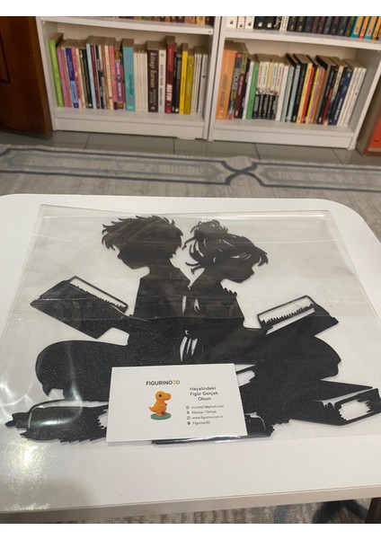 Siyah Kitap Okuyan Çocuklar Duvar Dekoru modelleri