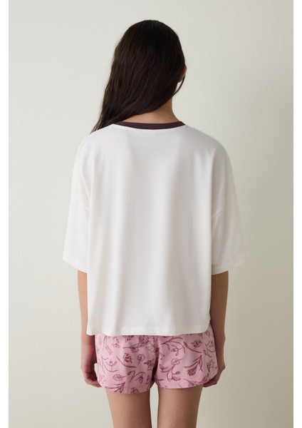 Ekru Bozkır Lalesi Çiçek Baskılı Pamuklu Bisiklet Yaka Kısa Kollu Şortlu Pijama Takımı - Inspired by Flora