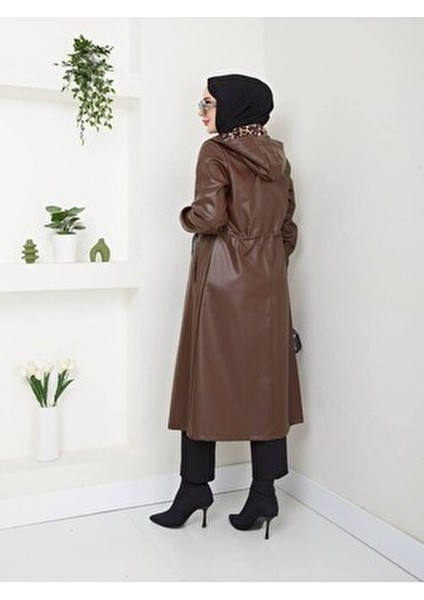 kadın kapüşonlu fermuarlı belden bağlamalı kahverengi suni deri trenç fiyatları