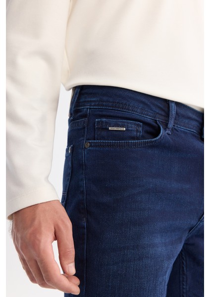 Erkek Lacivert Eskitme Yıkama Esnek Berlin Slim Fit Jean Pantolon B003521