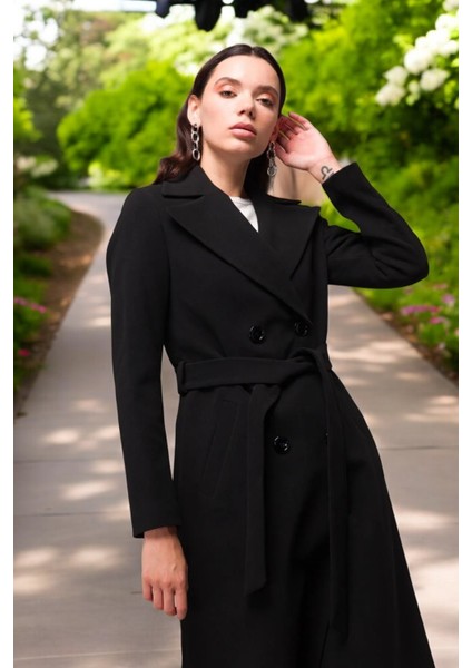 Düğme Detaylı Kadın Kaşe Kaban