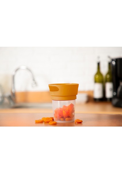 Dökülmeyi Önleyen Bebek Alıştırma & Atıştırma Mama Kabı - Kayısı fırsatları