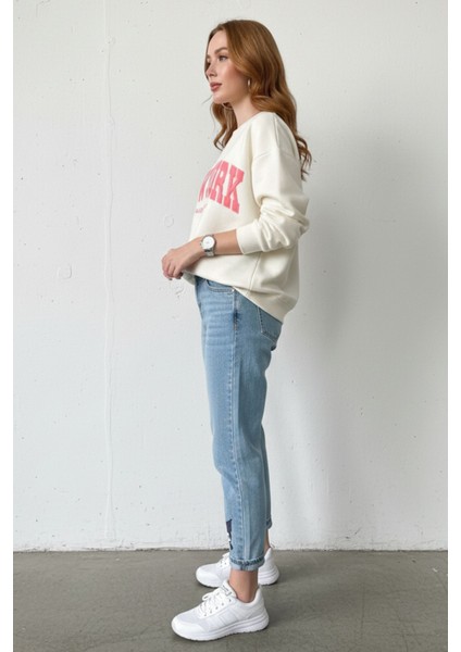 Kadın Ekru New York Baskılı Bisiklet Yaka Uzun Kollu Oversize Pamuklu Sweatshirt - Kadın Sweatshirt fiyatları