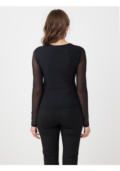 Siyah Dar Kesim Asimetrik Yaka Mesh Örme Bluz indirimleri