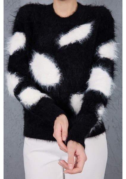 Siyah-Beyaz Sakal Iplik Desenli Bisiklet Yaka Triko Kazak indirimleri