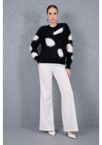 Siyah-Beyaz Sakal Iplik Desenli Bisiklet Yaka Triko Kazak