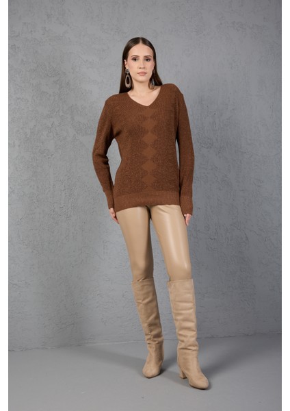 Kadın Kahve Simli Selanik Örgü Baklava Desenli Geniş Manşetli V Yaka Triko Kazak