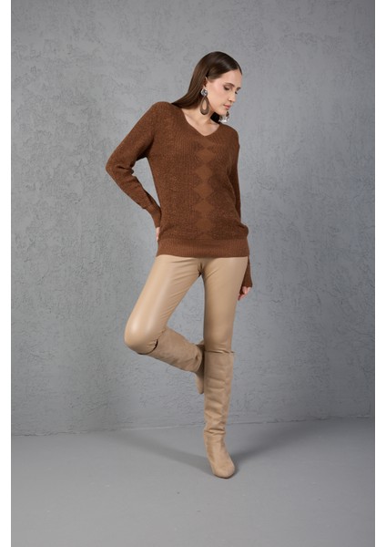 Kadın Kahve Simli Selanik Örgü Baklava Desenli Geniş Manşetli V Yaka Triko Kazak