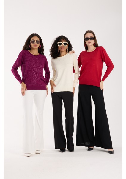 Kadın Kırmızı Elit Viskon Kumaş Taş ve Inci Detaylı Yuvalak Yaka Triko Bluz