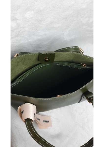 Fularlı Büyük Boy Kadın Omuz Çantası indirimleri