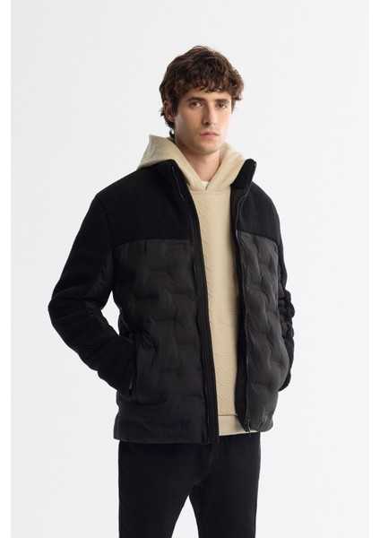 Erkek Siyah Dik Yaka Su İtici Rüzgar Geçirmez Elyaf Şişme Peluş Comfort Fit Mont A42Y6017