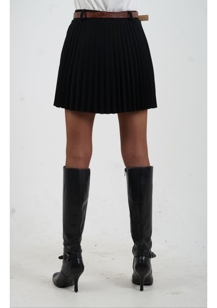 Siyah Kemerli Içi Şort Astarlı Piliseli Mini Etek modelleri