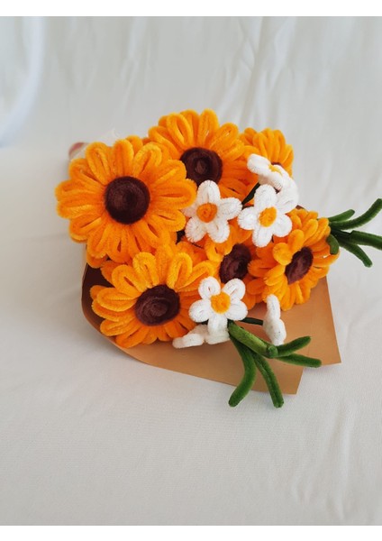 Çiçek Buketi – El Yapımı Hediyelik Aranjman