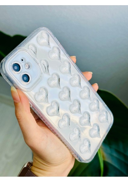 Iphone 11 Uyumlu 3D Kalp Kabartma Desenli Darbe Önleyici Kamera Korumalı Şeffaf Silikon Kılıf