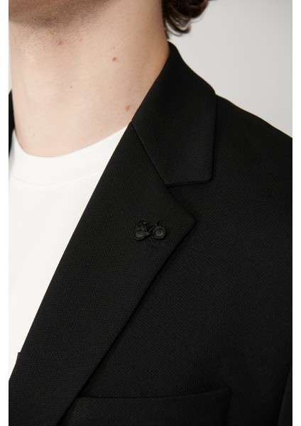 Erkek Siyah Mono Yaka Astarlı Yırtmaçlı Jersey Kumaş Slim Fit Blazer Ceket B004000 modelleri