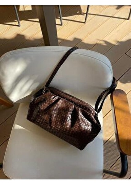 Glow Örgü Detaylı El, Omuz ve Çapraz Çanta fırsatları