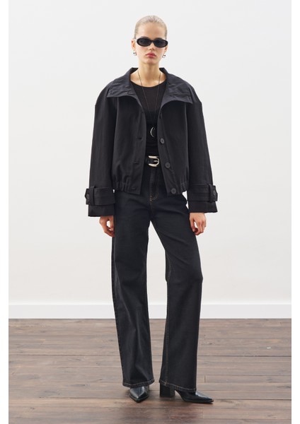 Trenç Tarz Bomber Ceket Siyah fırsatları