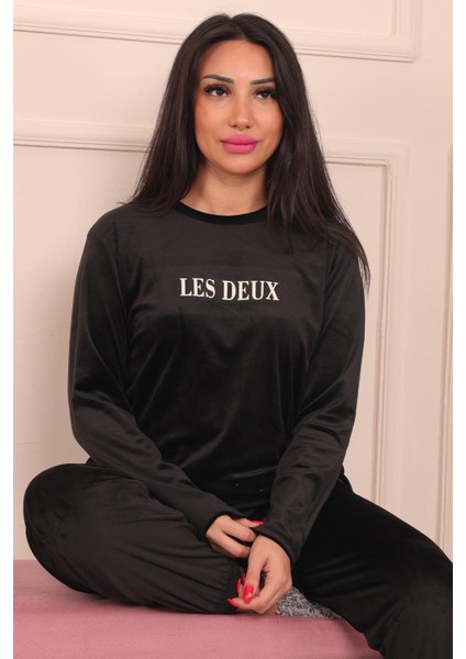 Kadın Sloganlı Uzun Kollu Paçası Manşetli Kadife Pijama Takımı